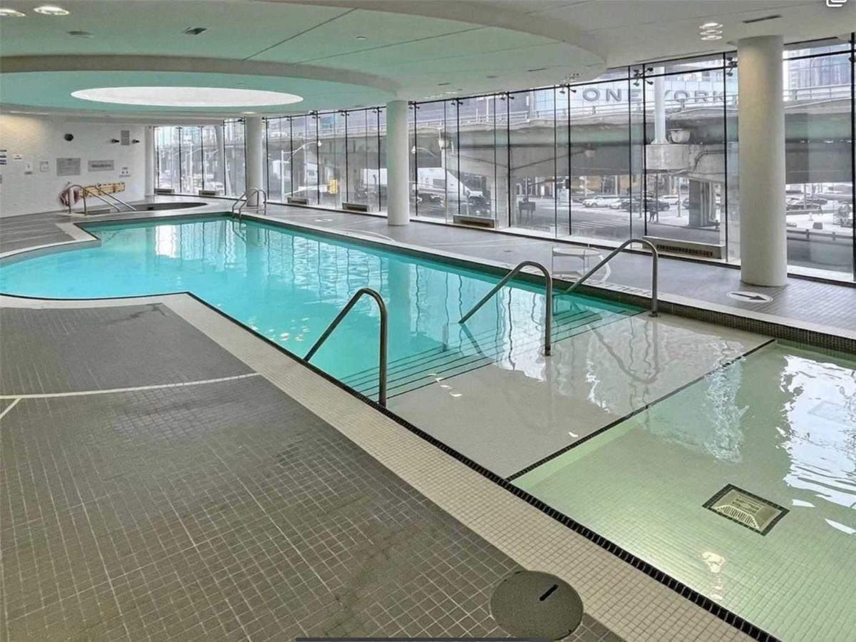 Luxury Condo In The Heart Of Toronto - Next To Scotiabank Arena 外观 照片